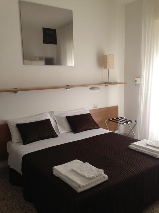Baia Terminus Hotel Cattolica Exterior photo