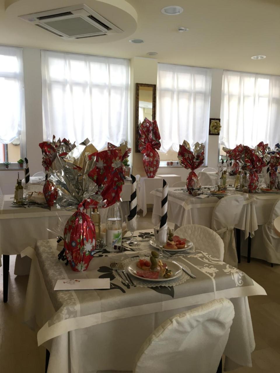 Baia Terminus Hotel Cattolica Exterior photo